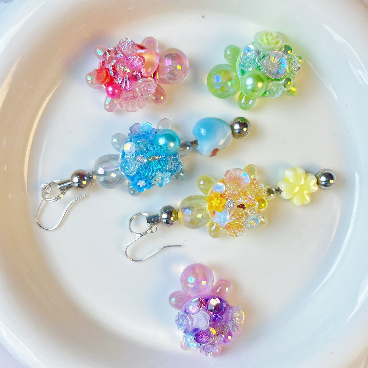 AriDIY Handmade Fancy Luminous UV turtle beads-A49 🔥Charm Game🔥