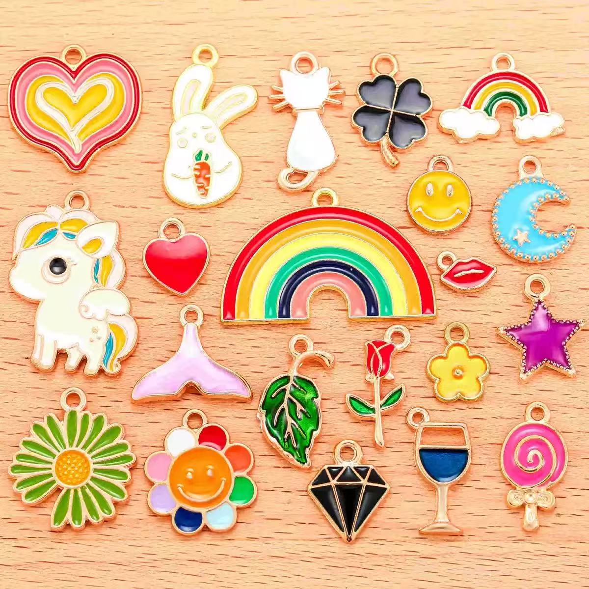 AriDIY Mix Cute Pendent(2pcs/Bag) - A18（Mix packing only)🔥Charm Game🔥