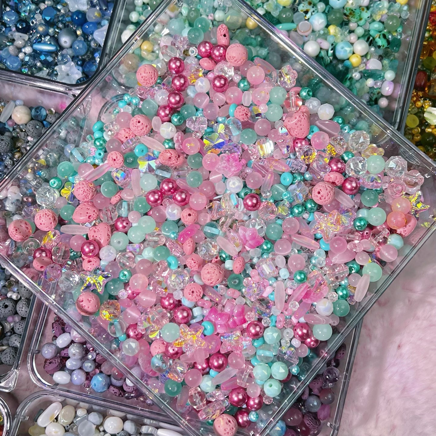 Ari DIY Strawberry Mint Cake /Top Level Seed Beads Color Combination- C19